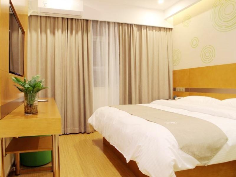Greentree Inn Shanghai Minhang District Beiqiao Subway Station Express Hotel Exterior photo