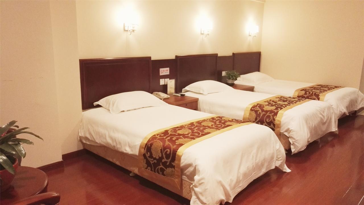 Greentree Inn Shanghai Minhang District Beiqiao Subway Station Express Hotel Exterior photo